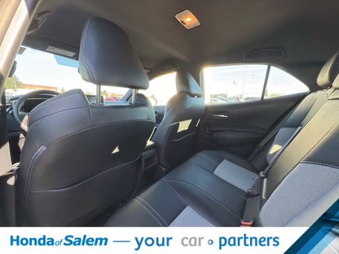 Used 2020 Toyota Corolla XSE image 15