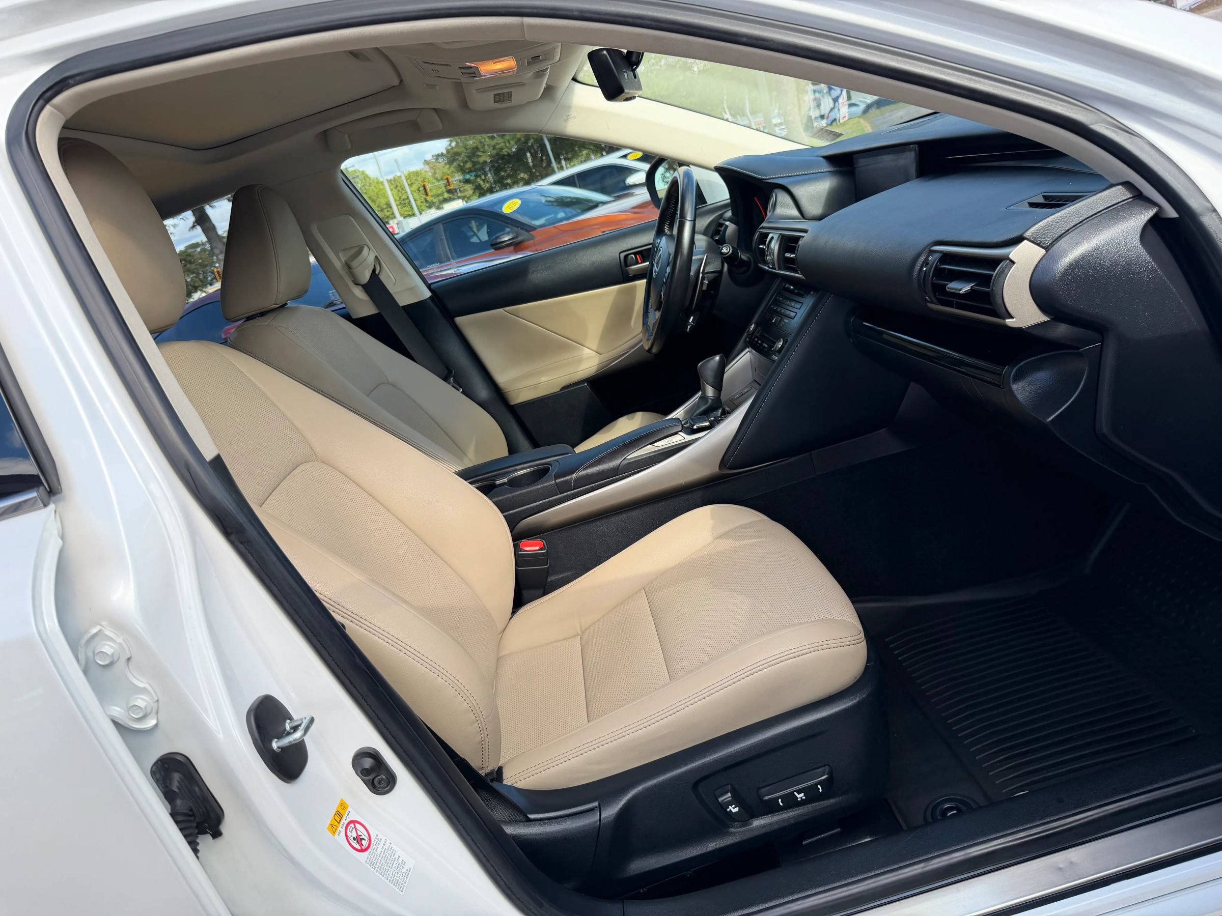 Used 2018 Lexus IS 300 AWD w/ Comfort Package image 21
