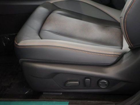 New 2026 Subaru Crosstrek 2.5i Limited w/ Popular Package #3A image 13