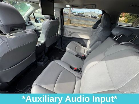Used 2021 Toyota Sienna XLE w/ XLE Plus Package image 20