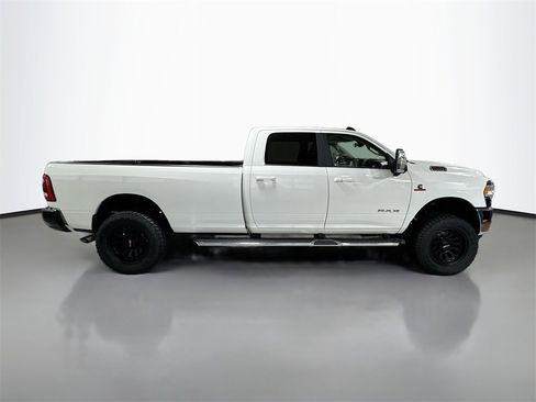 Used 2024 RAM 3500 Laramie image 11