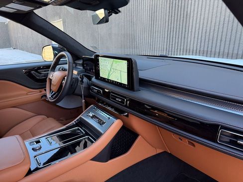 New 2026 Lincoln Aviator Black Label image 30