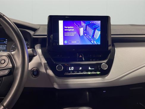 Used 2023 Toyota Corolla SE FWD image 17