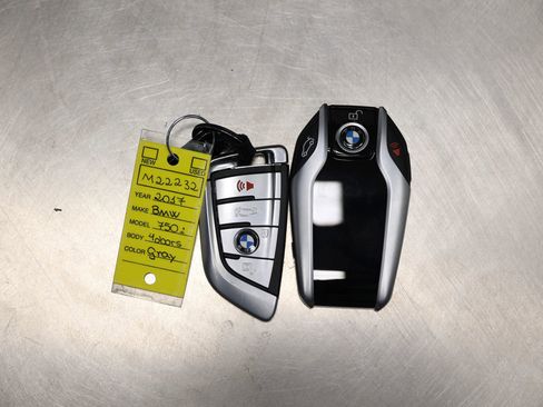 Used 2017 BMW 750i image 5