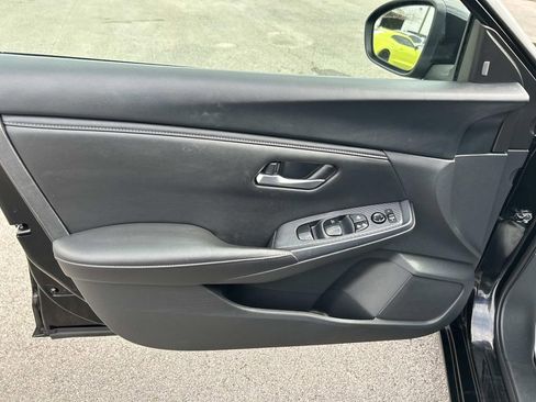 Used 2023 Nissan Sentra SV image 19