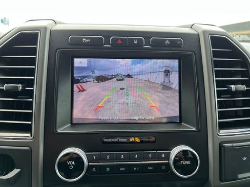 Used 2021 Ford Expedition XLT RWD image 32