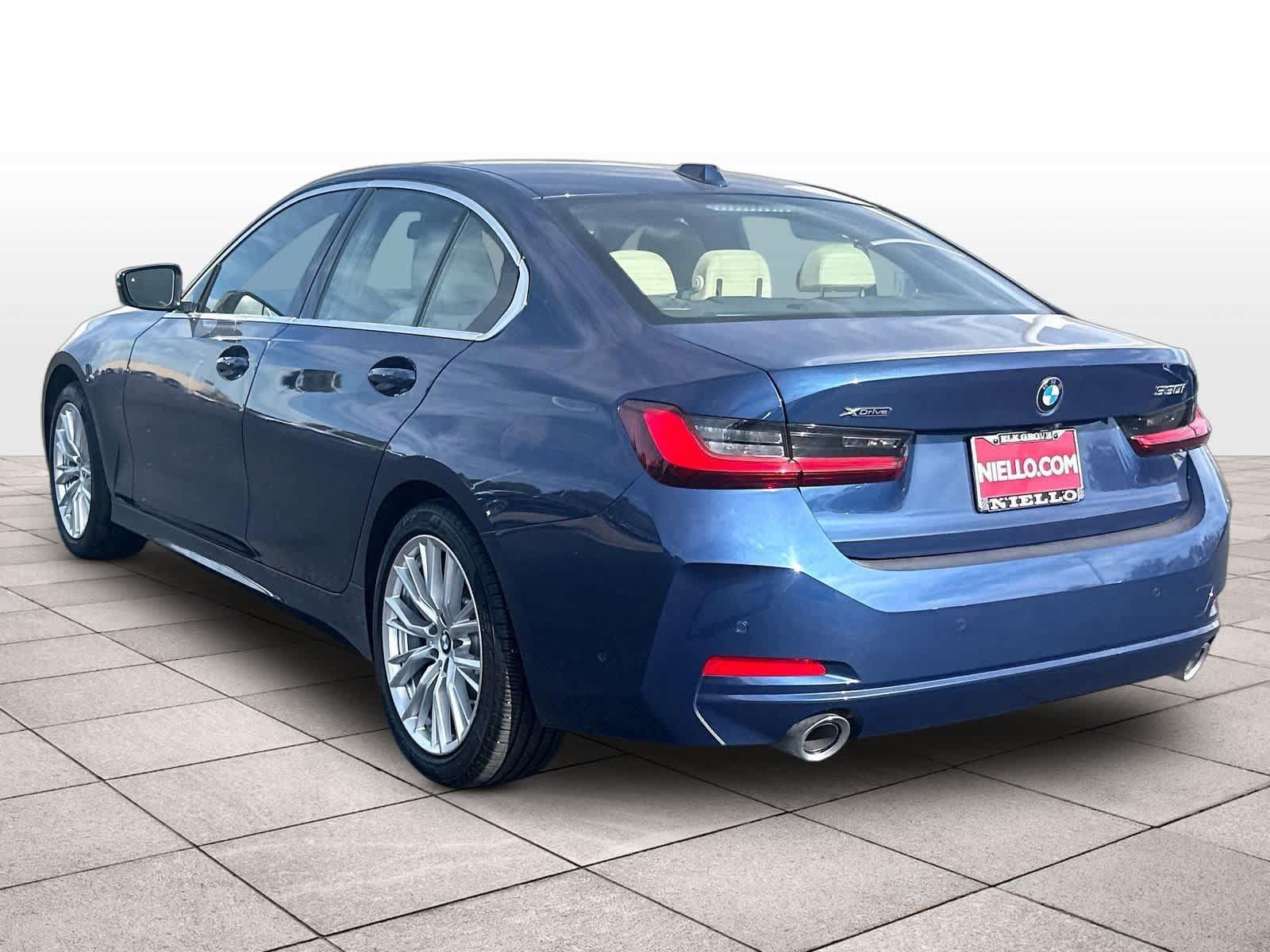 Used 2024 BMW 330i xDrive Sedan AWD/4WD image 7