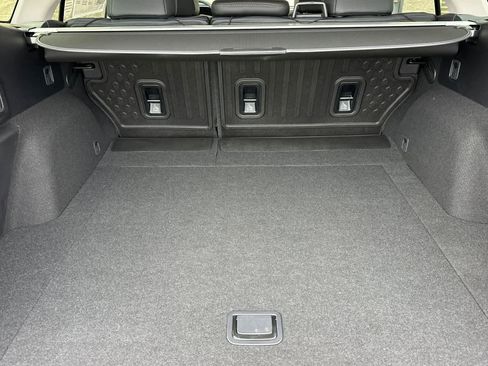 New 2025 Subaru Outback Touring XT image 16