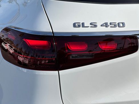 New 2026 Mercedes-Benz GLS 450 4MATIC image 14