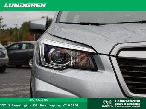 Used 2020 Subaru Forester Premium image 12