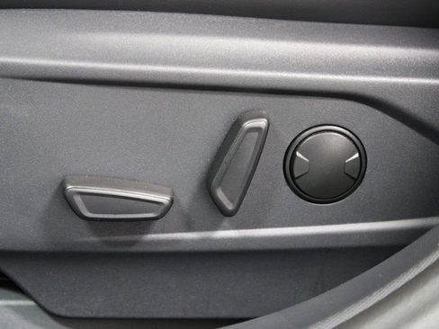 Used 2024 Ford Mustang Mach-E Select w/ Comfort Package Lite image 19