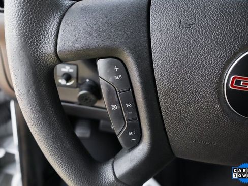 Used 2021 GMC Savana 3500 w/ Power Convenience Package RWD image 26