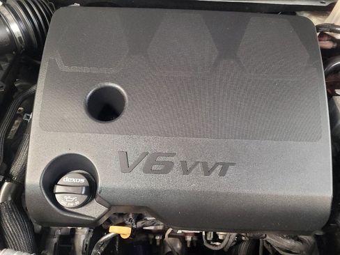 Used 2019 Buick Enclave Premium image 30