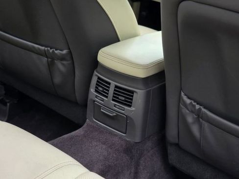 Used 2010 Lexus IS 250 AWD image 34