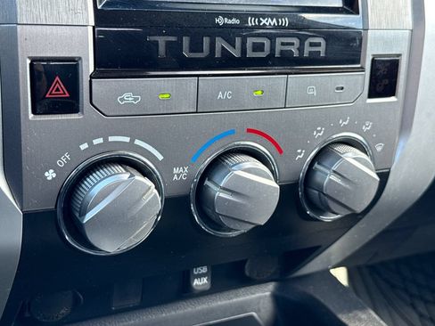 Used 2018 Toyota Tundra SR5 w/ SR5 Upgrade Package RWD image 21