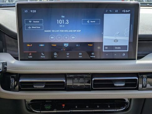 Certified 2022 Lincoln Nautilus Reserve FWD image 18