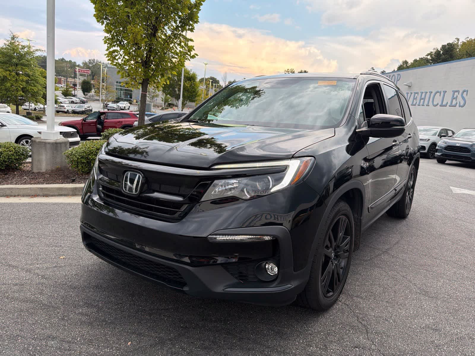 Certified 2022 Honda Pilot Special Edition image 1
