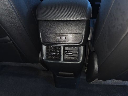 Used 2025 Chevrolet Equinox LT w/ Convenience Package II image 14