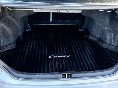 Used 2017 Toyota Camry XSE image 17