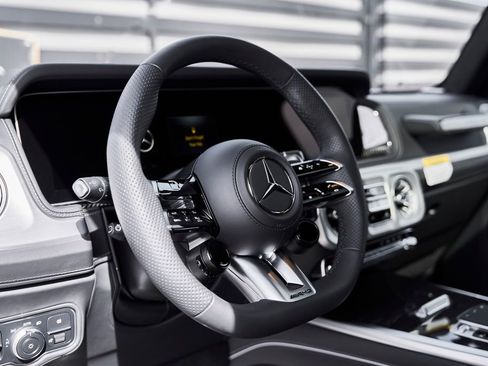 Used 2026 Mercedes-Benz G 63 AMG 4MATIC image 38