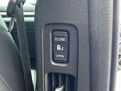 Certified 2023 Honda Odyssey Touring image 8