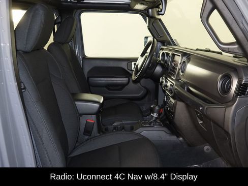 Used 2022 Jeep Gladiator Willys image 19