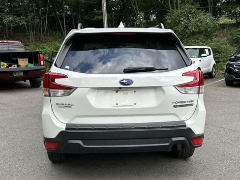 Certified 2021 Subaru Forester Premium w/ Popular Package #1 AWD/4WD image 4