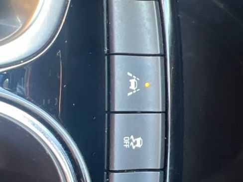 Used 2025 Buick Encore GX Preferred FWD image 21