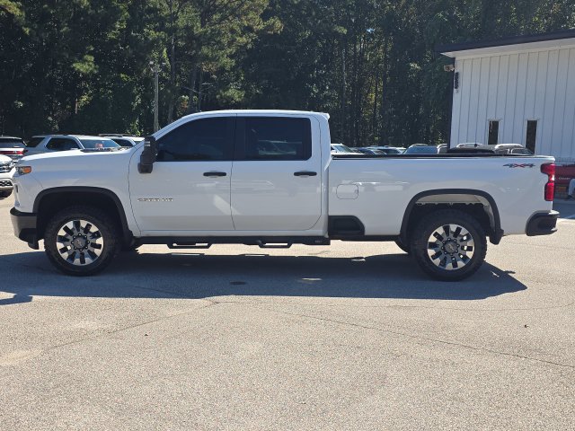 Used 2022 Chevrolet Silverado 2500 Custom w/ Custom Value Package AWD/4WD image 2