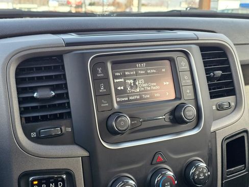 Used 2022 RAM 1500 Tradesman w/ Chrome Appearance Package image 29