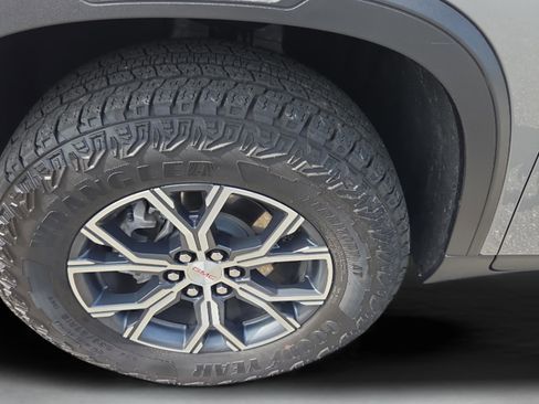 Used 2025 GMC Acadia AT4 w/ Super Cruise Package AWD/4WD image 29