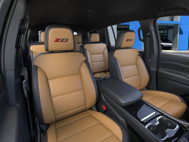 New 2027 Chevrolet Traverse Z71 w/ Enhanced Driving Package AWD/4WD image 16