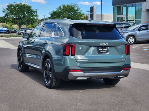 Certified 2025 Kia Sorento SX Prestige AWD/4WD image 7