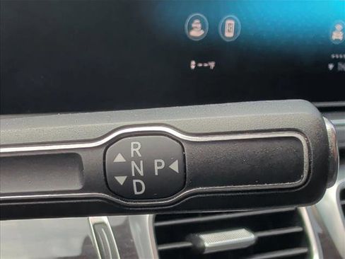 Used 2020 Mercedes-Benz GLE 350 4MATIC image 9