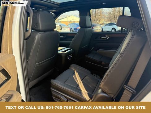 Used 2025 GMC Yukon Denali w/ Sun & Power Step Package image 37