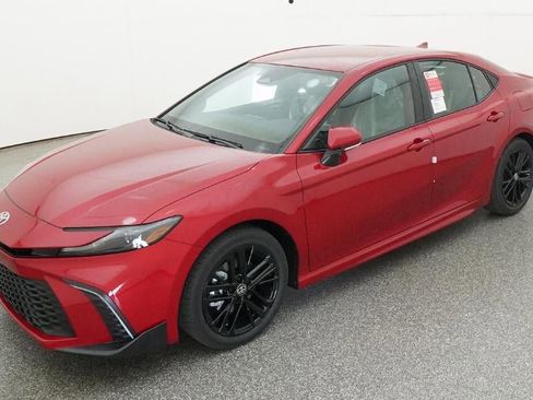 New 2026 Toyota Camry SE FWD image 1