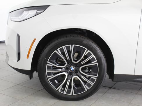 Used 2026 BMW X3 xDrive30 w/ Premium Package image 22