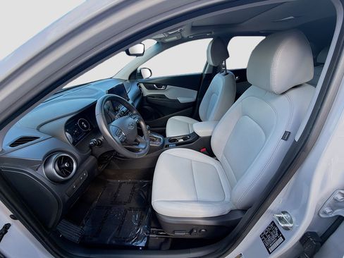 Used 2023 Hyundai Kona Limited image 17
