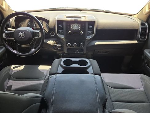 Used 2019 RAM 1500 Big Horn AWD/4WD image 9