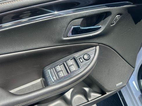 Used 2017 Chevrolet Impala Premier w/ Enhanced Convenience Package FWD image 13