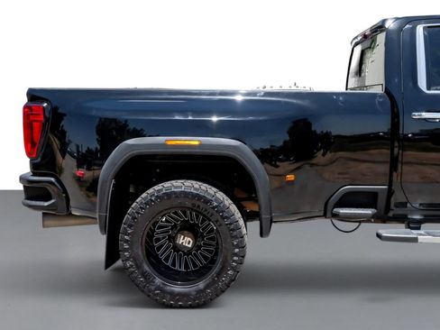 Used 2023 GMC Sierra 3500 Denali w/ Denali Ultimate Package AWD/4WD image 7
