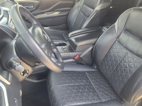 Used 2020 Nissan Murano Platinum w/ Cargo Package FWD image 11