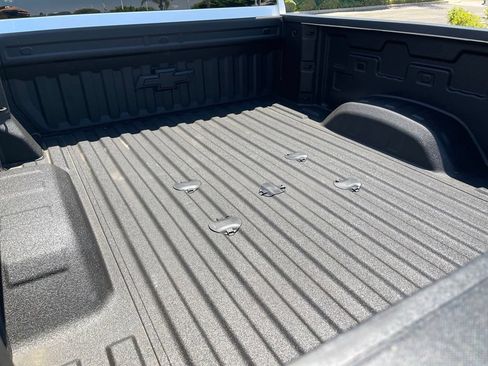 Used 2024 Chevrolet Silverado 2500 LT w/ All Star Edition AWD/4WD image 5