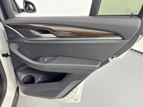 Used 2023 BMW X4 xDrive30i w/ Premium Package image 49