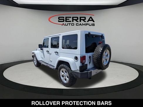 Used 2015 Jeep Wrangler Unlimited Sahara AWD/4WD image 4