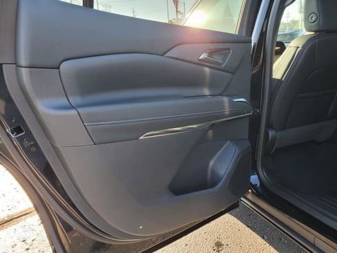 New 2026 Chevrolet Traverse LT image 23