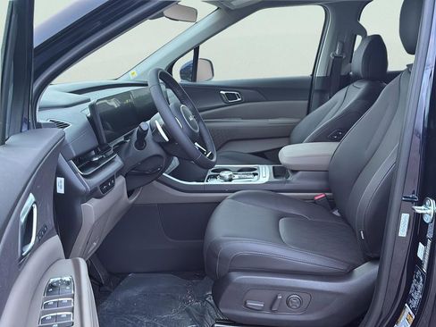 New 2026 Kia Carnival EX FWD image 22