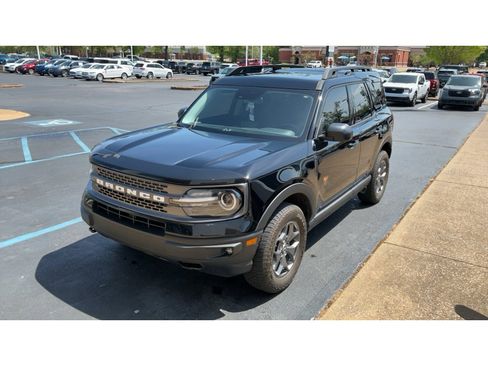 Used 2024 Ford Bronco Sport Badlands w/ Premium Package image 2