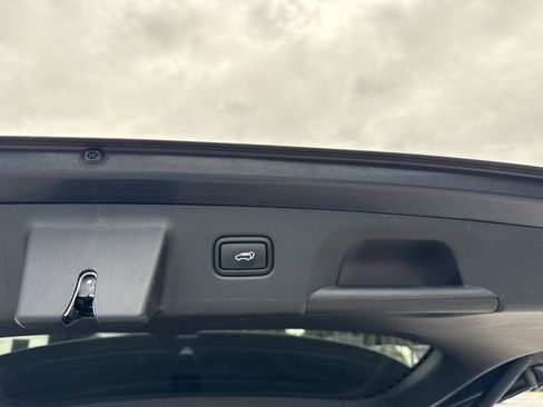 Used 2023 Hyundai Palisade Calligraphy image 41