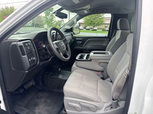 Used 2016 GMC Sierra 1500 4x4 Regular Cab w/ Sierra Convenience Package image 9